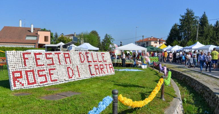 Festa delle Rose di Carta 2025: la tradizione fiorisce con la qualità di Cartotecnica Rossi